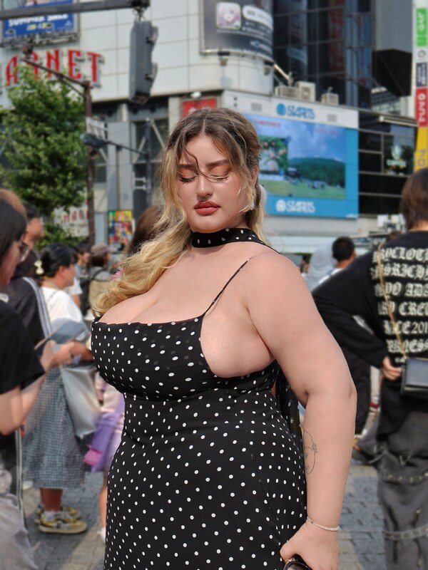 Hera Brigita nude photo 1