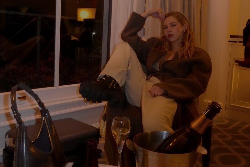 Hermione Corfield nude photo 1