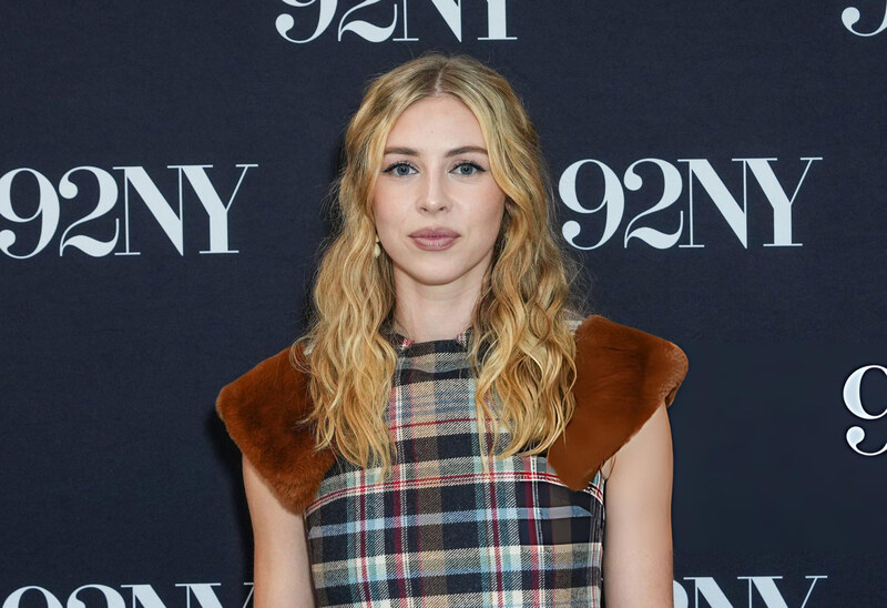Hermione Corfield nude photo 8