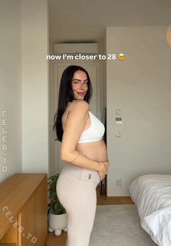 herstoryfeed photo 5