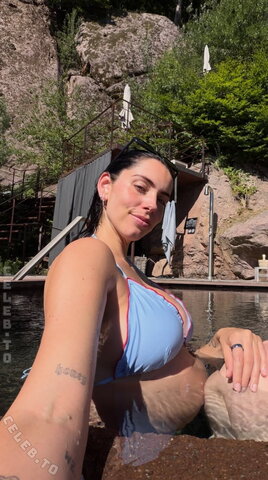 herstoryfeed nude photo 3