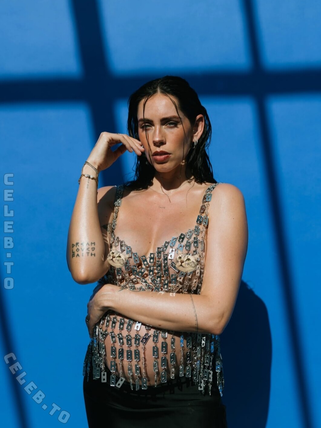 herstoryfeed nude photo 4