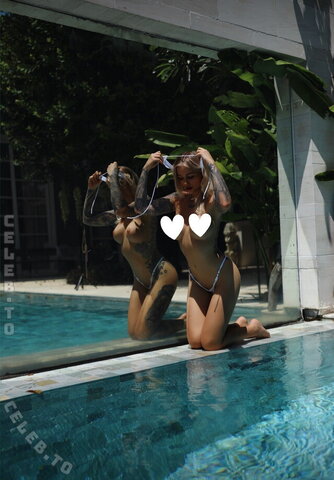 Herzblutmadl nude photo 17