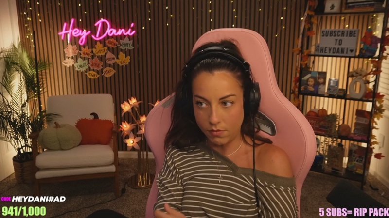 heydani nude photo 1