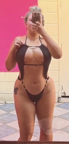 Heyitsmemyka myka nude photo 1