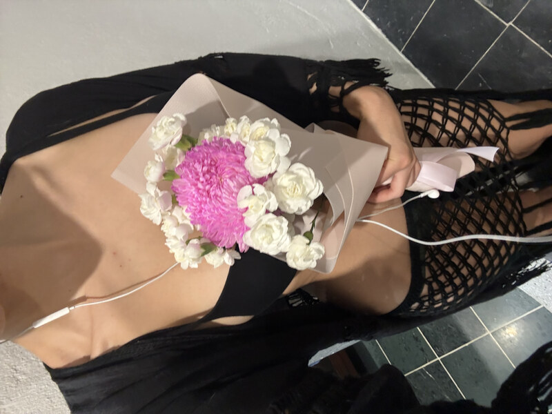 Heyitssarah nude photo 2