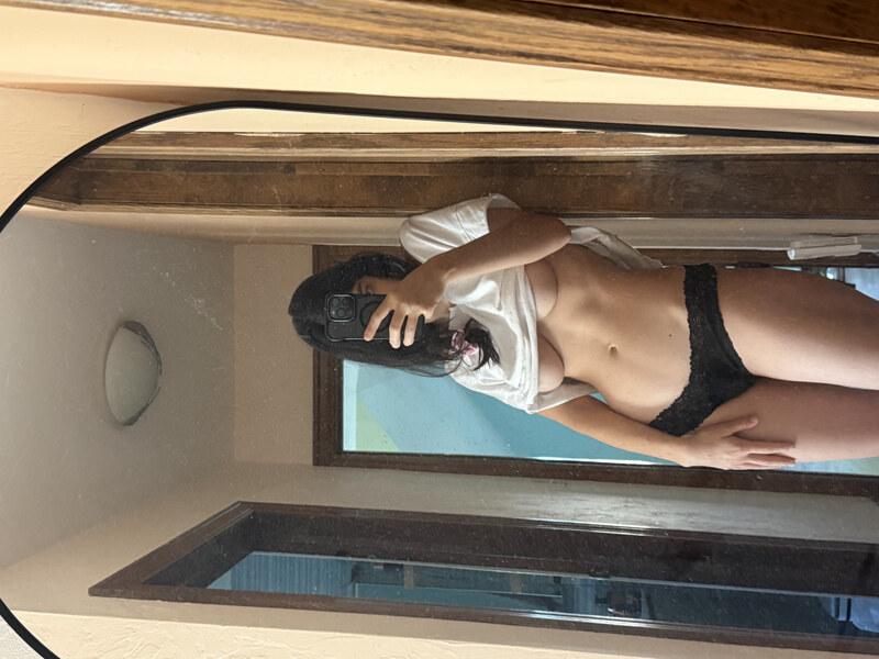 Heyitssarah nude photo 3