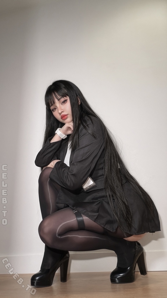 Hidori Rose nude photo 6