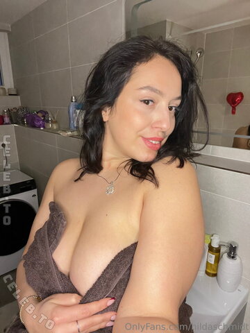 Hilda Schmidt nude photo 64