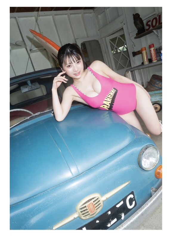 Himeno Hinano nude photo 18