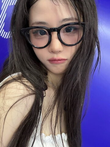 hinachan01 Sexy (4 photos)