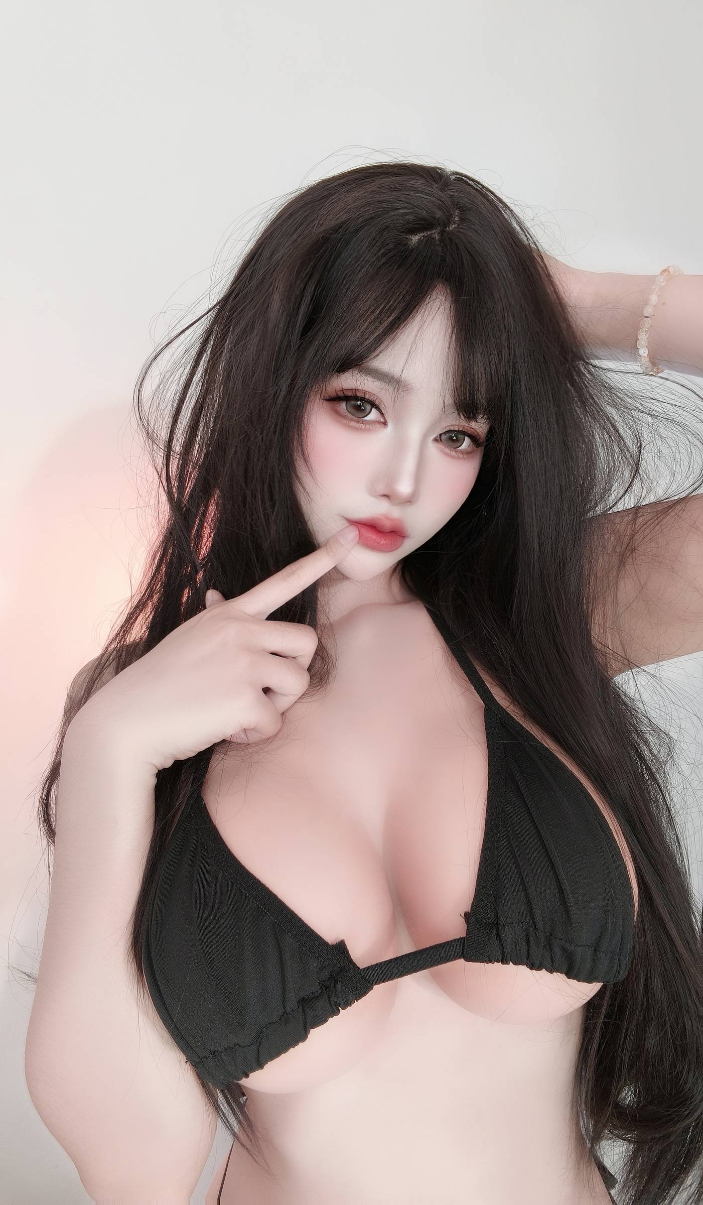 Hiniitaa nude photo 16