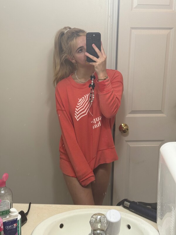 Hippicam nude photo 28