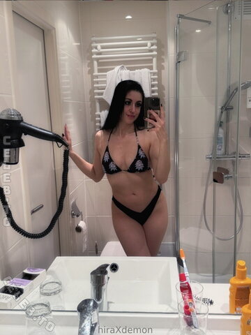 Hiraxdemon nude photo 6