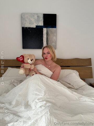 Holly Lolly nude photo 18