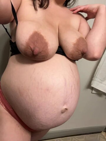 Hollyharper11 nude photo 1
