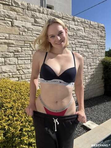 HollyLolly nude photo 7