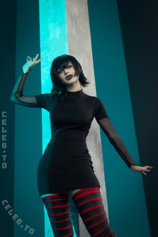 Hologana nude photo 53