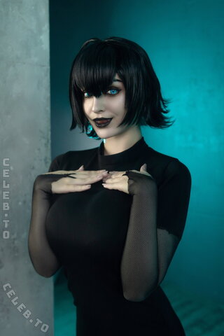Hologana nude photo 49