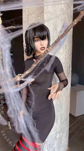 Hologana nude photo 32