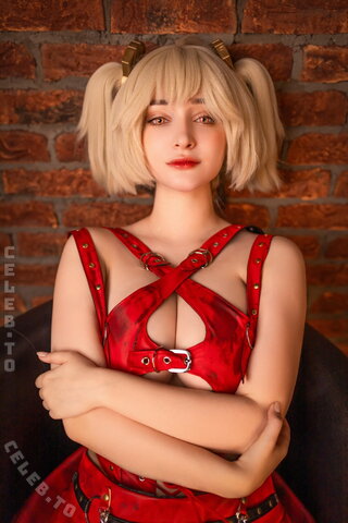 Hologana nude photo 28