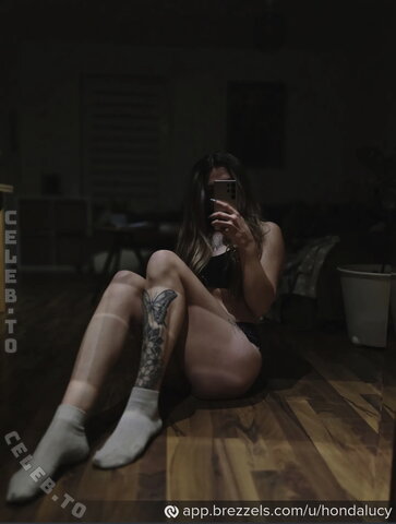 Hondalucy nude photo 32