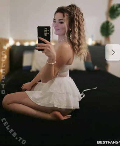 Hondalucy nude photo 18