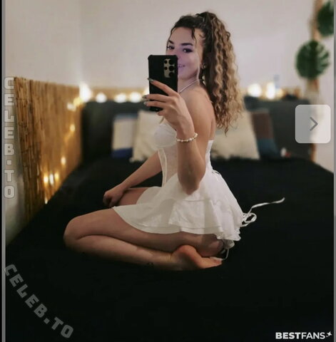 Hondalucy nude photo 17