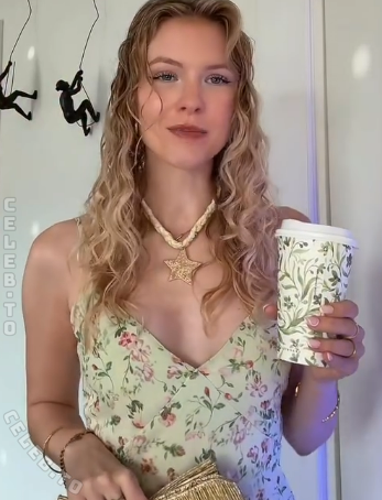 Honey Hannii nude photo 2