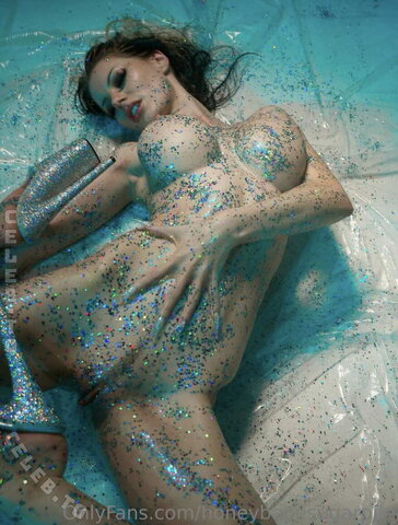 Honeybabesugarpiie photo 5