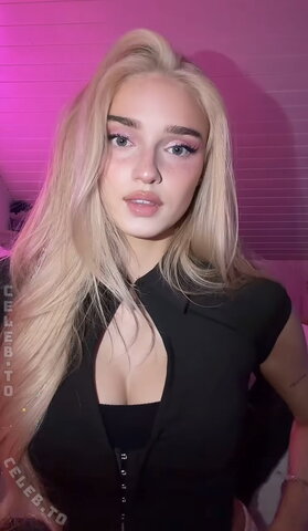 HoneyPuu nude photo 18