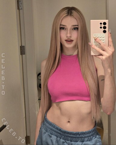 HoneyPuu nude photo 5