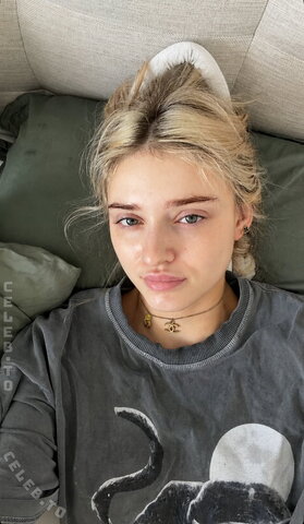 HoneyPuu photo 2