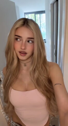 HoneyPuu nude photo 4
