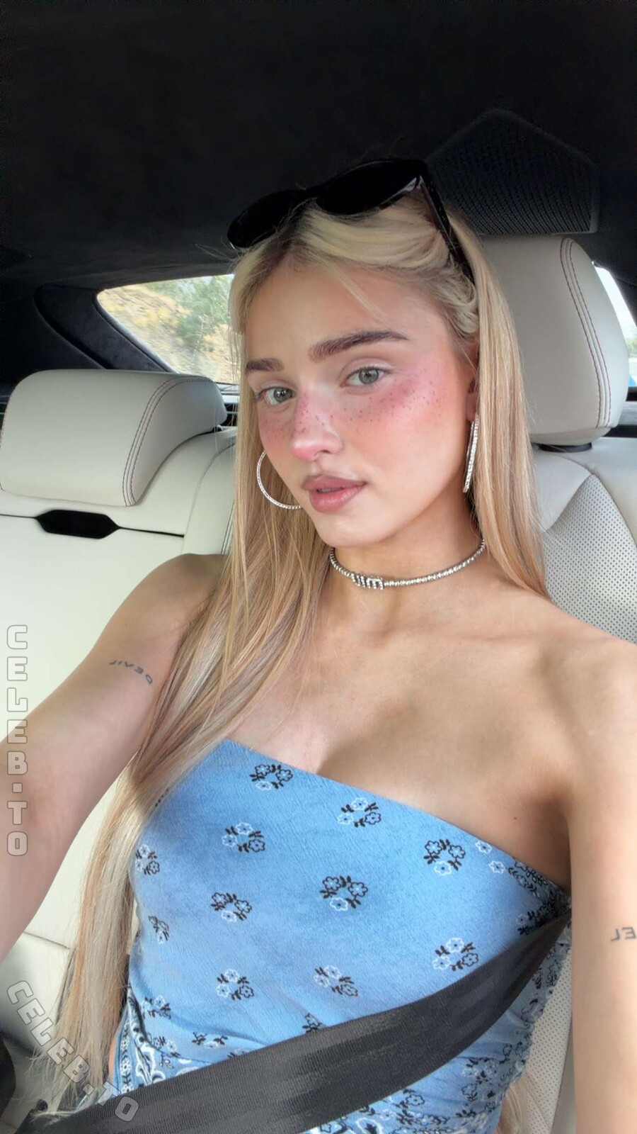 HoneyPuu nude photo 2