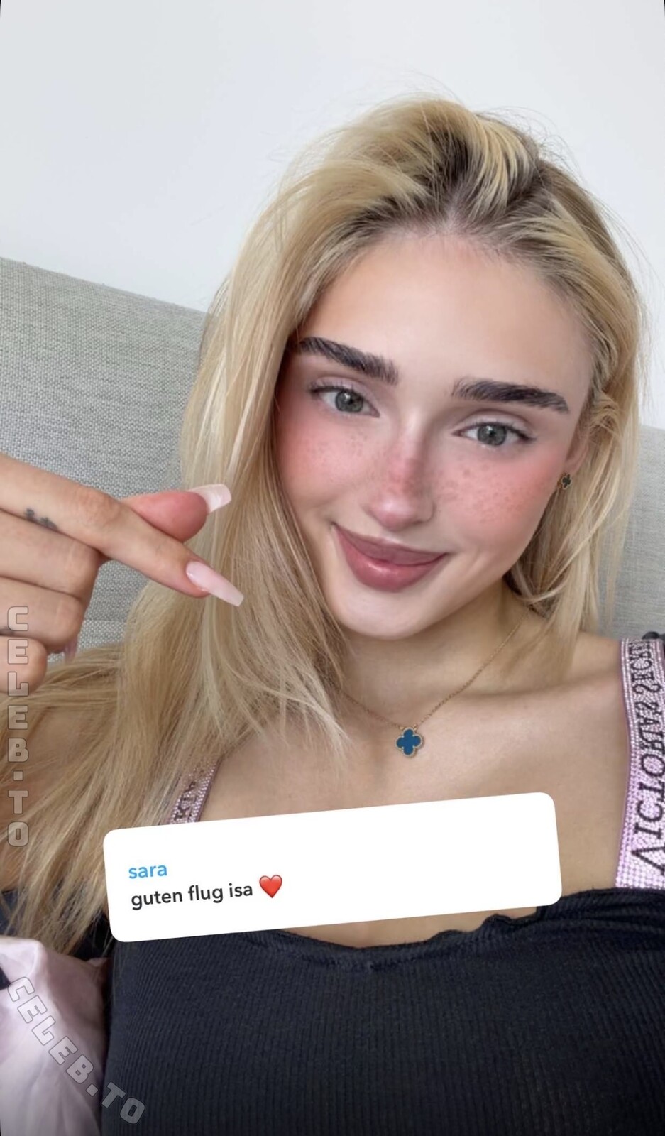 HoneyPuu nude photo 3