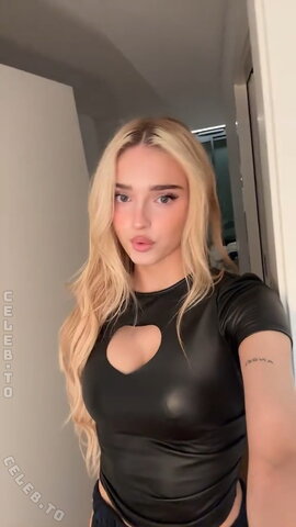 HoneyPuu nude photo 11