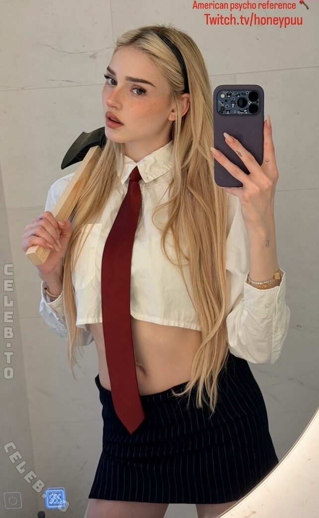 HoneyPuu nude photo 1