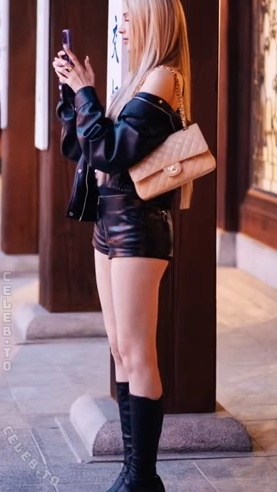 HoneyPuu nude photo 3