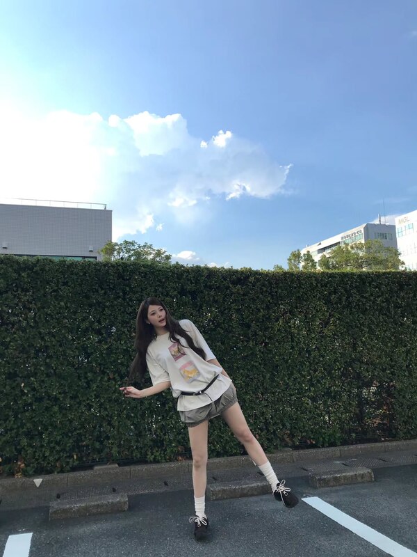 Hong Eunchae nude photo 7