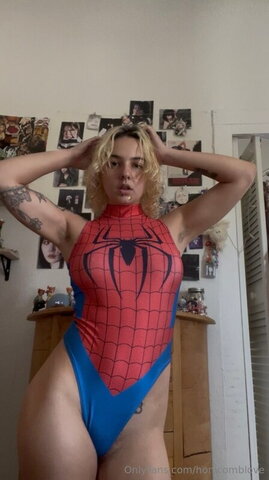 honicomblove nude photo 3
