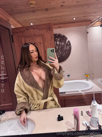 Hope Beel nude photo 89