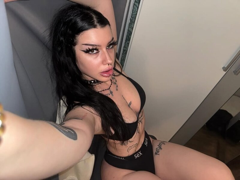 Hot german goth nude photo 24
