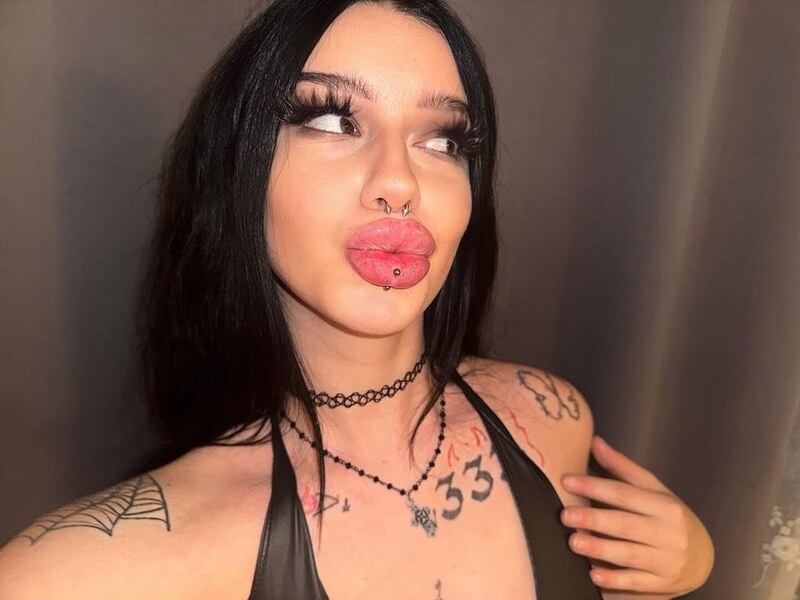 Hot german goth nude photo 40