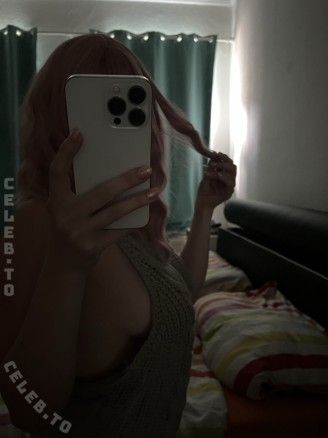 Hot Rose nude photo 1