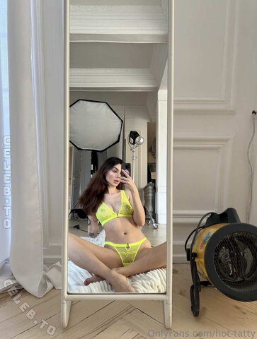 Hot Tatty nude photo 4