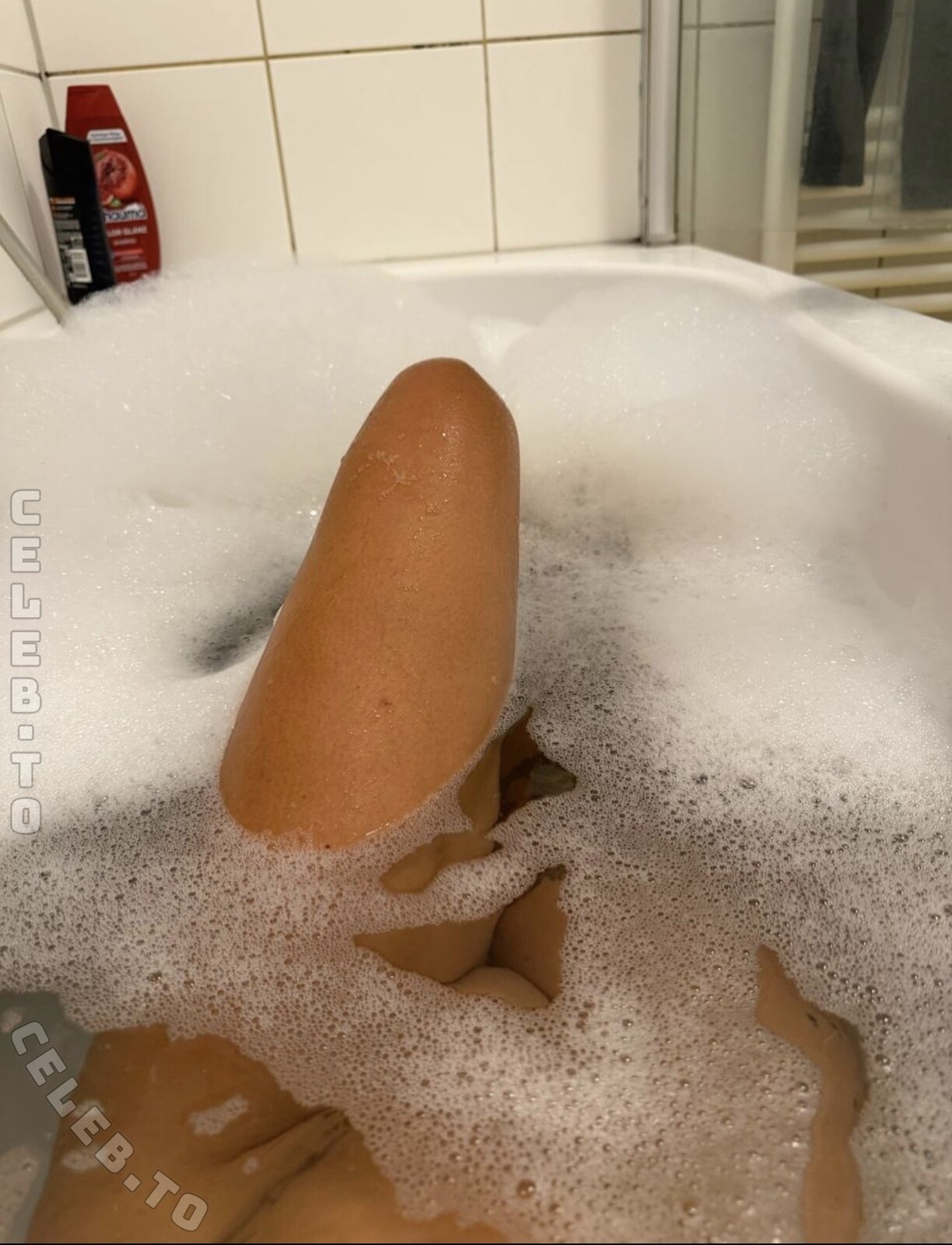 hot_craxy_29 nude photo 1
