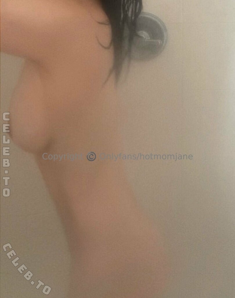 HotMomJane nude photo 3