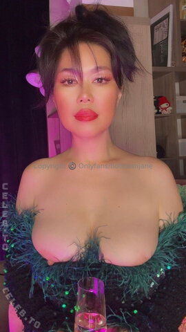 HotMomJane nude photo 11
