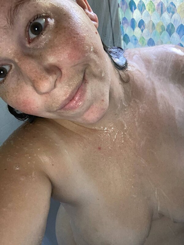 hottiepeachesnc nude photo 2